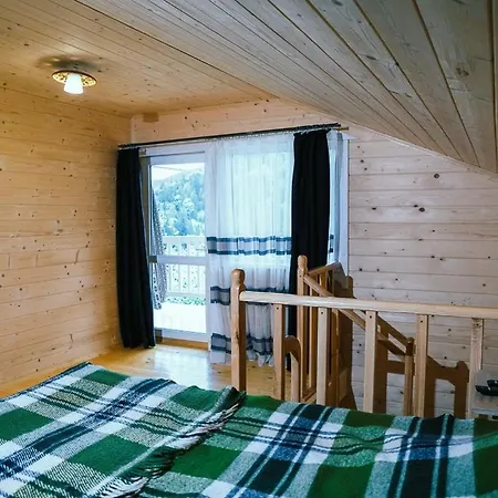 ксенія